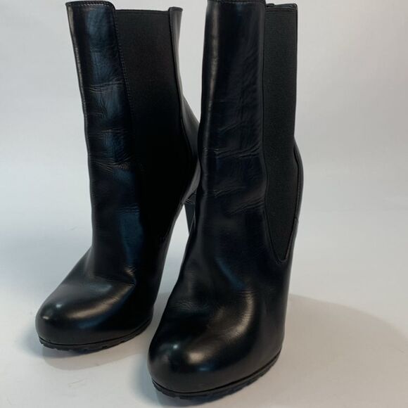 Nicholas Kirkwood black leather round toe high heels Booties 36.5 EUC - Picture 4 of 16